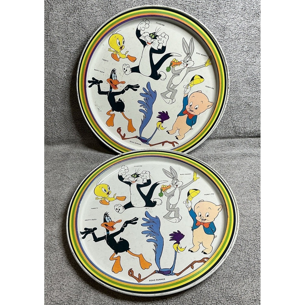 2 LOONEY‎ TUNES Metal Tray Warner Bros 1974 Bugs Daffy Vintage